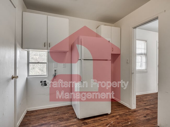 Building Photo - 2017 Downing St