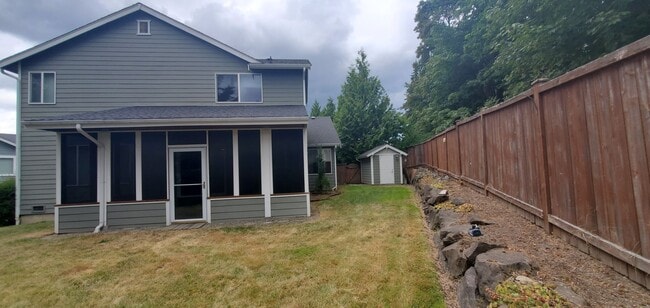 Building Photo - Covington 2 Story