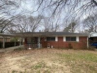 Building Photo - 1105 Dora St