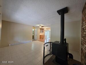 Building Photo - 1295 S Julia Ln