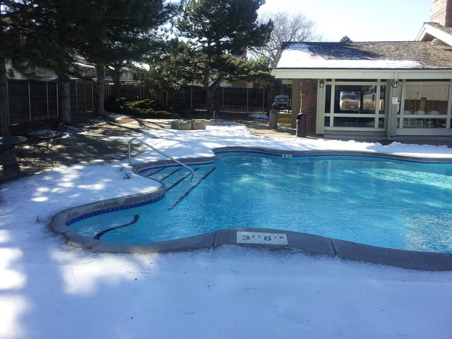 Building Photo - 6495 Happy Canyon Rd