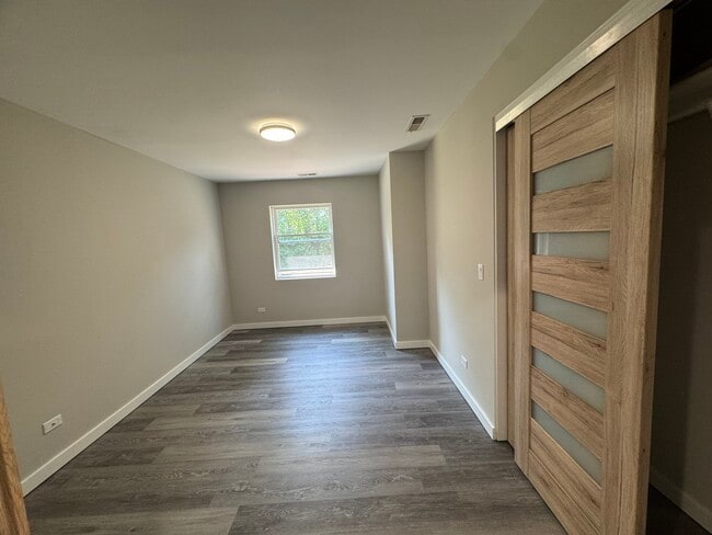 Building Photo - 805 Blackhawk Ln