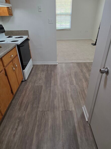 Building Photo - 6281 Ferguson Dr