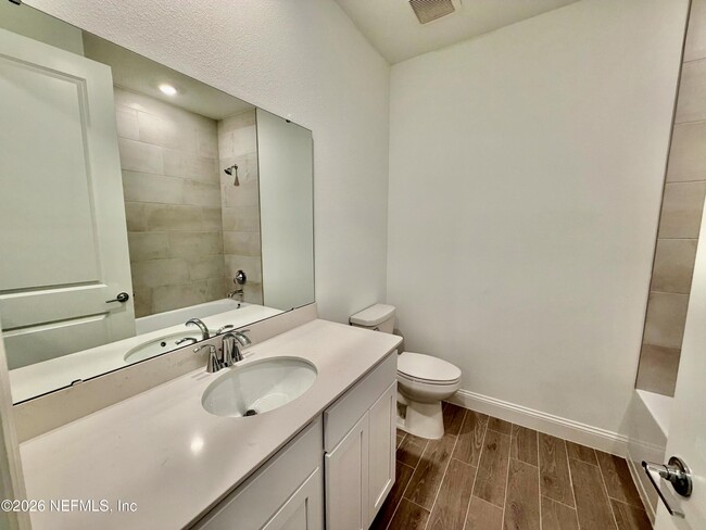 Building Photo - 96 Bellaire Isle