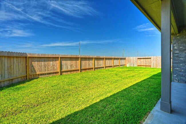 Building Photo - 31603 Zoe Pt