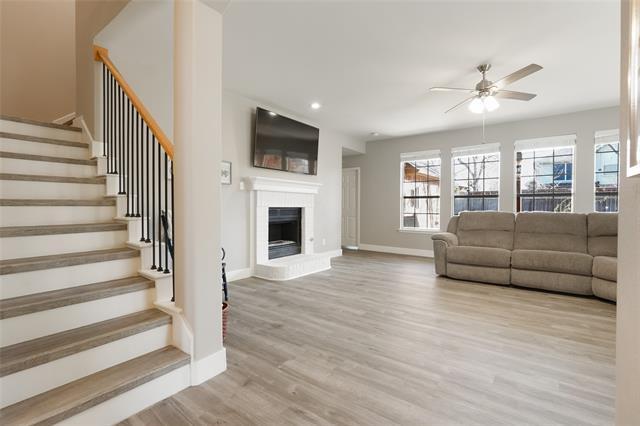 Building Photo - 204 Village Trail