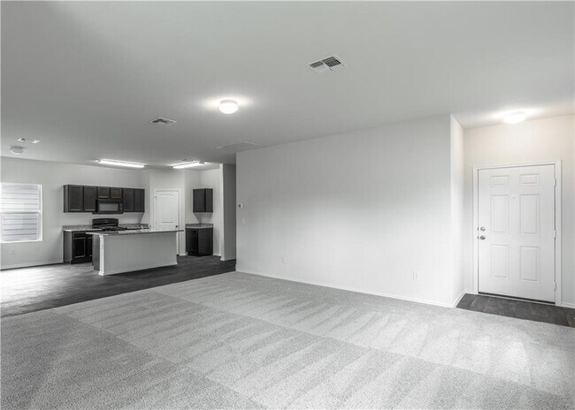 Building Photo - 15204 Kent Justin Dr