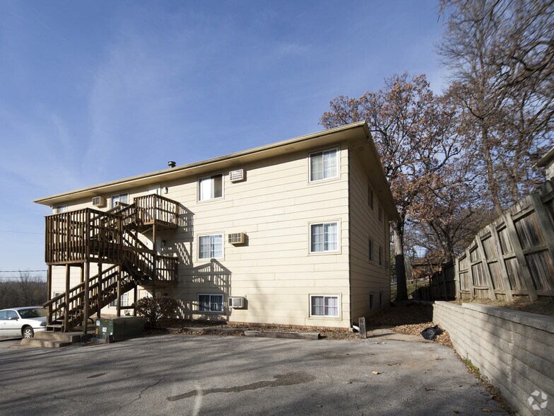 Building Photo - 814 Taylor St