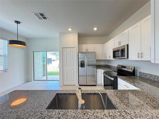 Building Photo - 10268 Honey Hammock Wy
