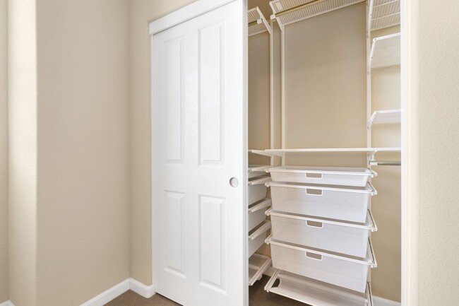 Building Photo - Beautiful East Davis Home