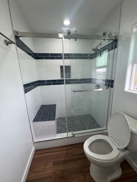 Building Photo - 903 Regal Canyon Dr