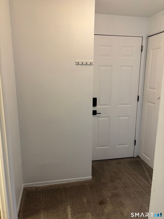 Building Photo - 127 Burgundy Hill Ln