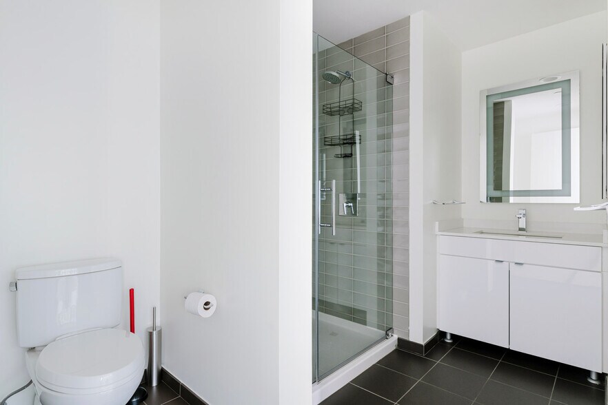 Building Photo - 1335 Boylston St