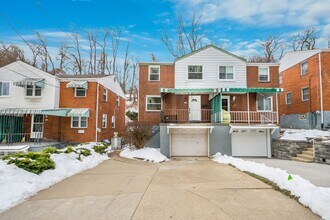 Building Photo - AVAILABLE MAY 1ST! UPDATED THROUGHOUT! 3-bedroom in Beechview!