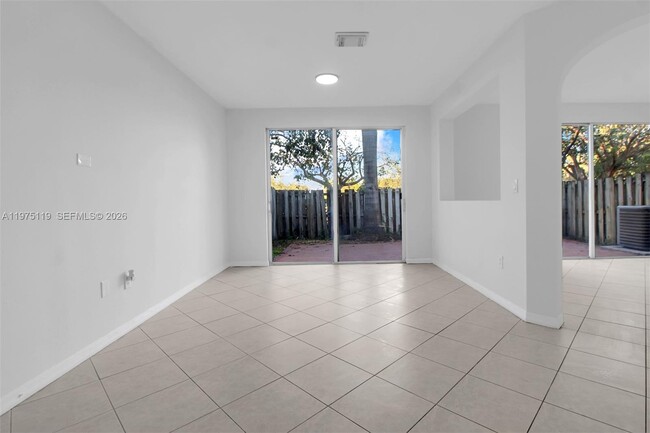 Building Photo - 27463 SW 137th Ct