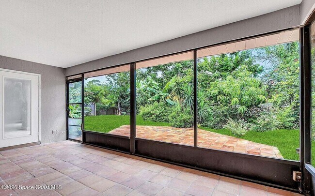 Building Photo - 614 Elmont St NW