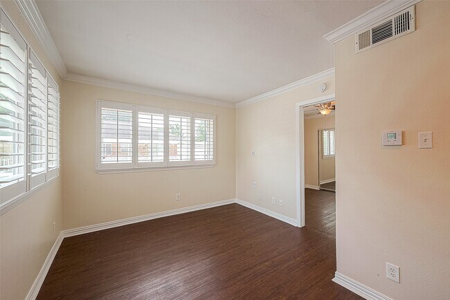 Building Photo - 4040 San Felipe St