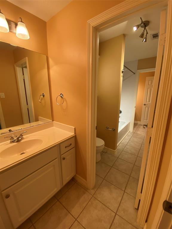 Building Photo - 12414 Timber Hollow