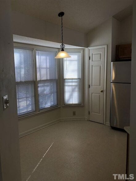 Building Photo - 101 Willow Point Ct