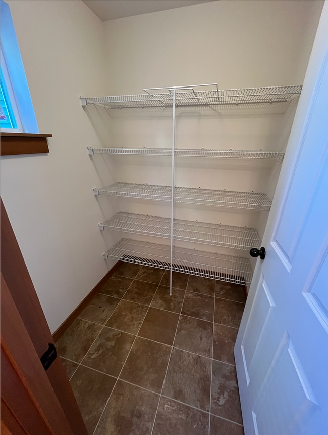 Building Photo - Large 3 bed/3.5 bath Greenwood Townhouse!!!