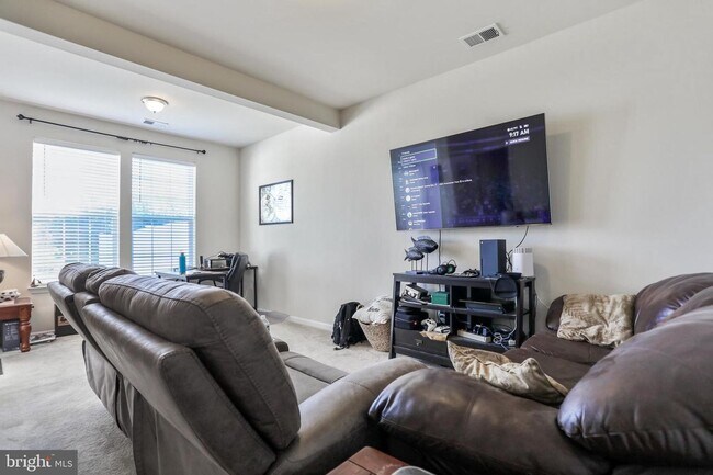 Building Photo - 13126 Nittany Lion Cir