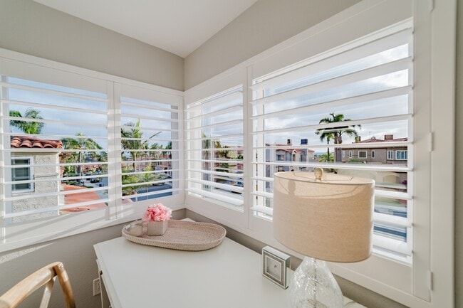 Building Photo - 7528 Navigator Cir