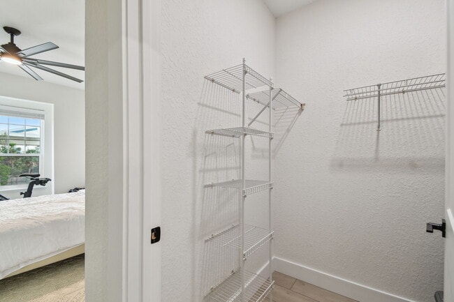 Building Photo - 5000 Culbreath Key Way