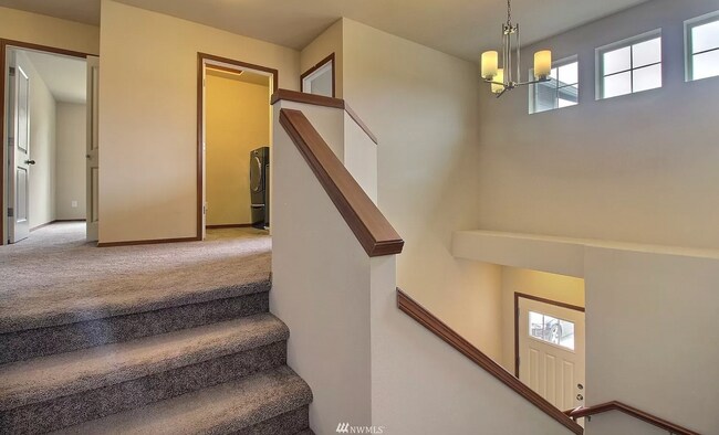 Upstair - 596 NE Nantucket St