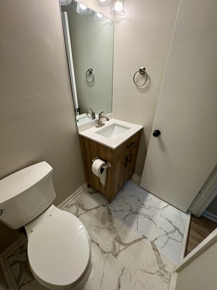 Powder room middle floor - 202 Huntington Ln