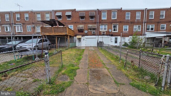 Building Photo - 3342 Ashville St