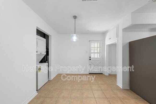 Building Photo - 4942 Driskill St