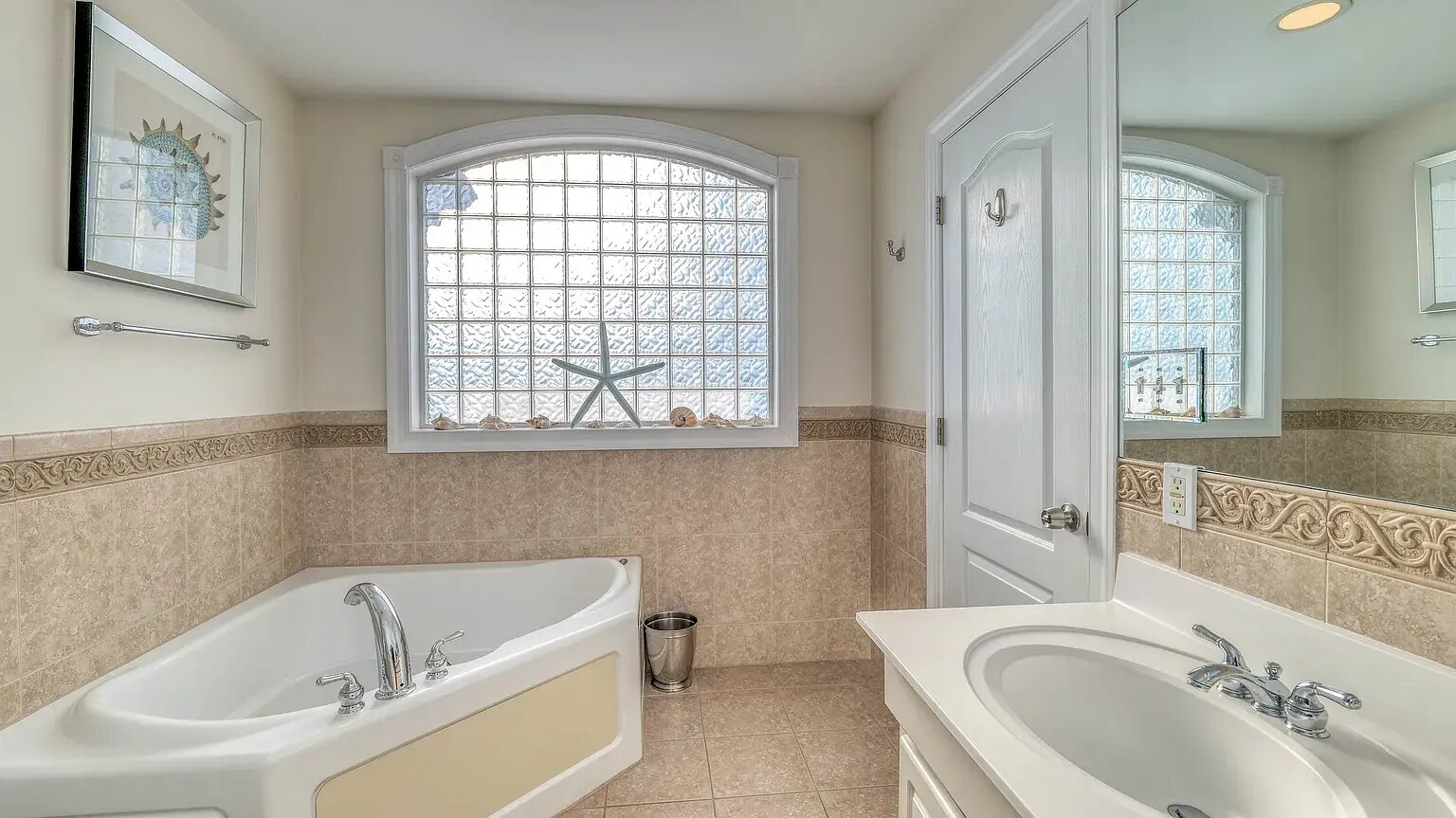 Building Photo - 119 N Belmont Ave