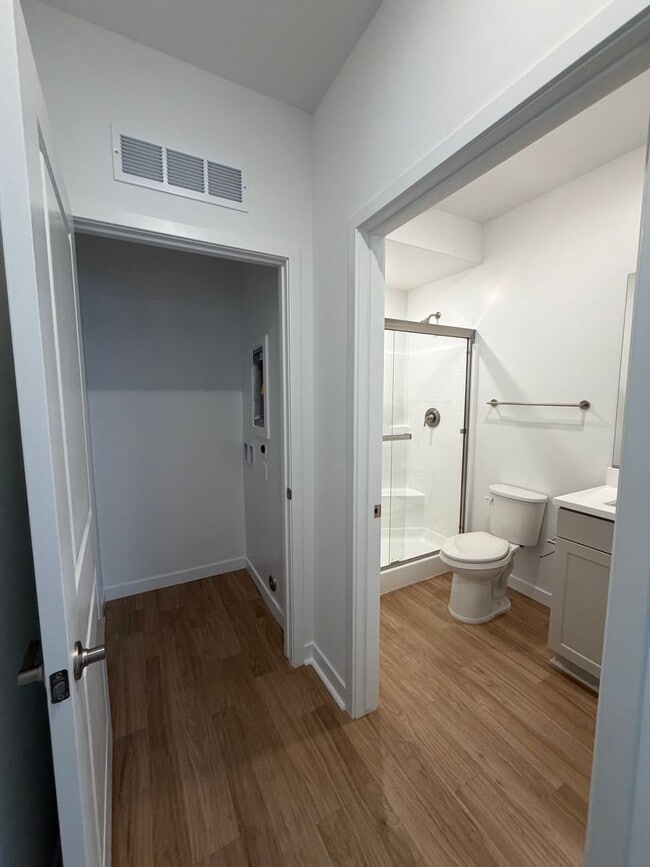 Building Photo - Brand New Construction in River Terrace Development!