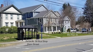 Building Photo - 462 Main St