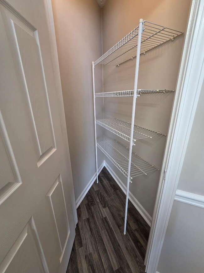 Building Photo - 5016 Stone Park Dr