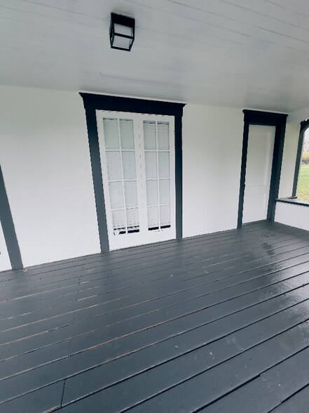 Building Photo - 506 E 17th St