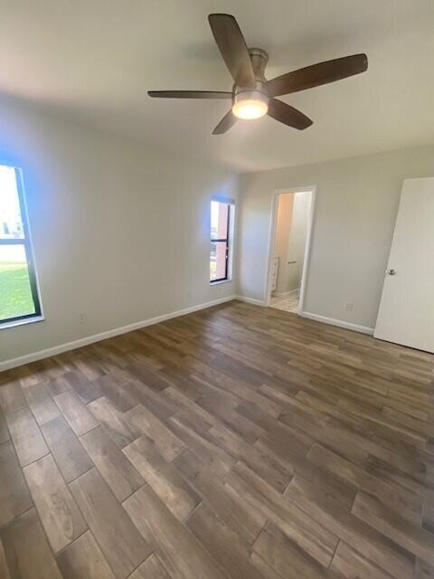 Building Photo - 1100 Cameo Cir