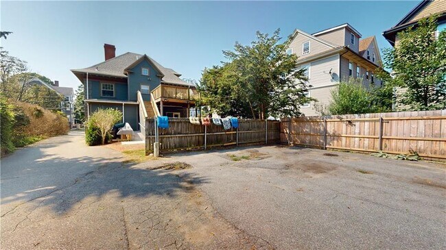 Building Photo - 159 Camp St