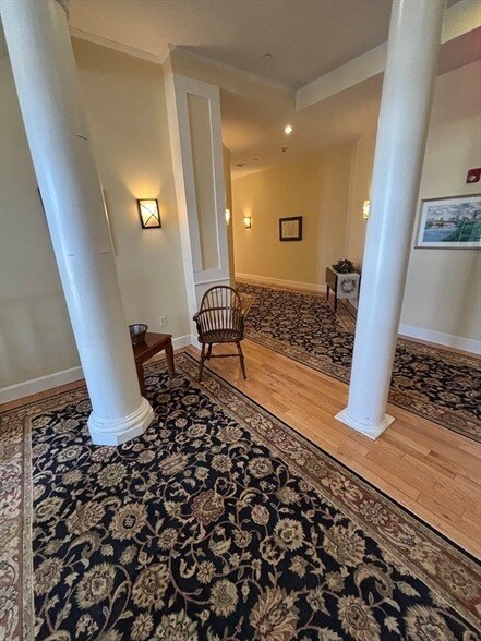 Building Photo - 52 Sanborn St