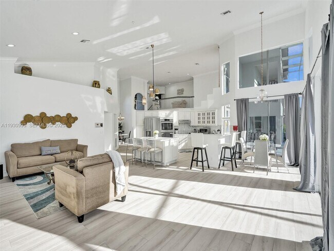 Building Photo - 4310 NW 63rd Ave