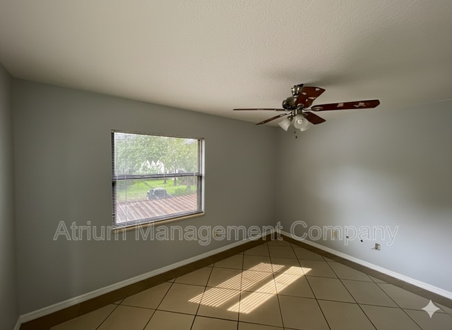 Building Photo - 1106 Lake Willisara Cir