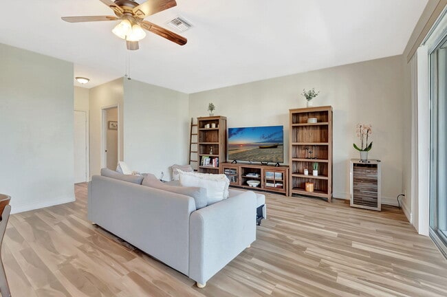 Building Photo - 18248 Coral Isles Dr