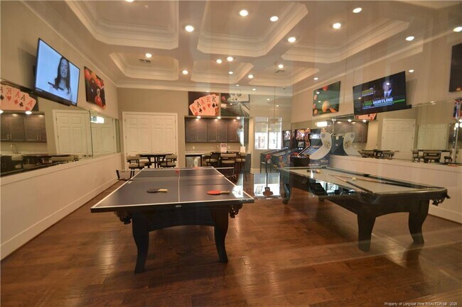 Building Photo - 244 Amber Acorn Ave