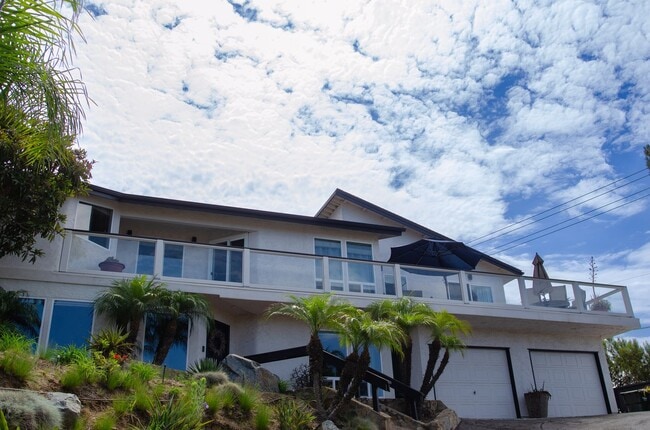 Building Photo - Ocean View Home for Rent in the Heart of Encinitas