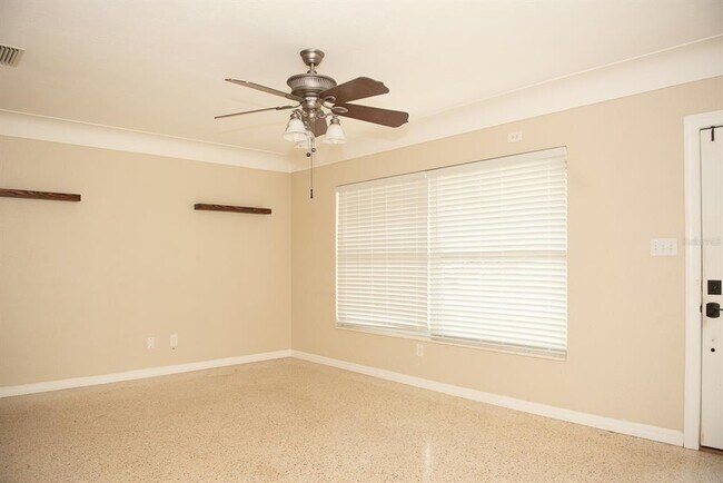 Building Photo - 4377 32nd Terrace N