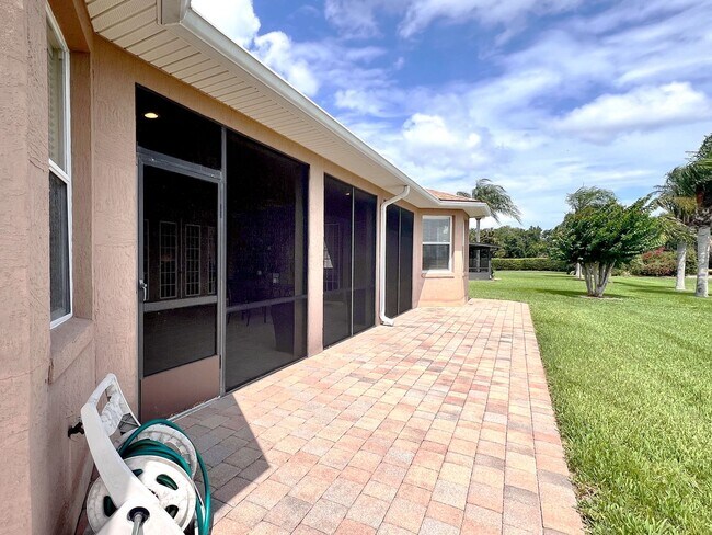 Building Photo - Lakefront 3-Bedroom, 2-Bathroom Home in La...