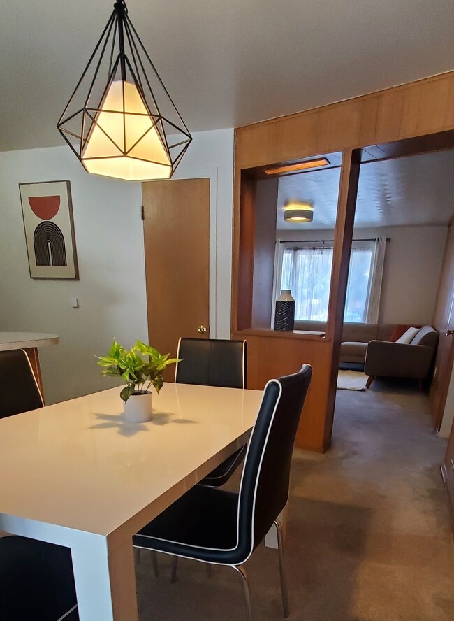 Building Photo - 3260 Dudley St