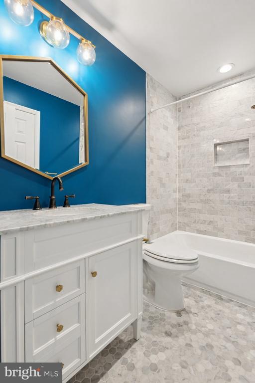 Building Photo - 7401 Willshire Hunt Ct