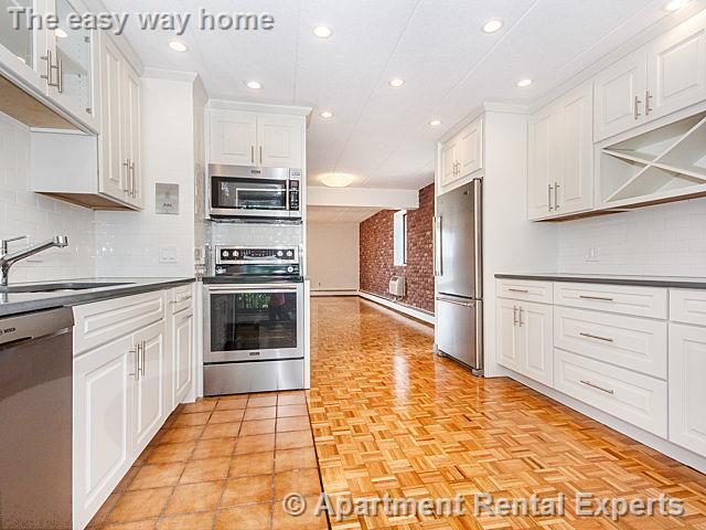 Primary Photo - 31 Harris St