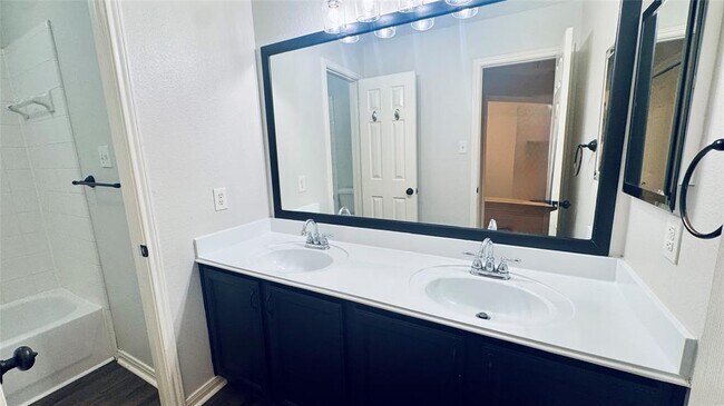 Building Photo - 1505 Shady Hillside Pass